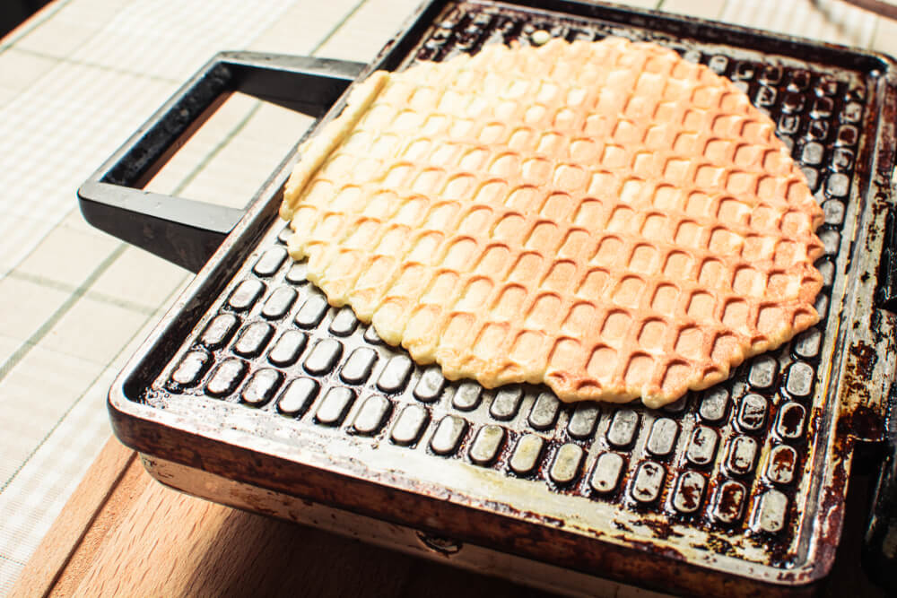Fixed type Thin Waffle maker machine Intelligent Waffle Baker (thin Iron)  Non-stick waffle furnace machine