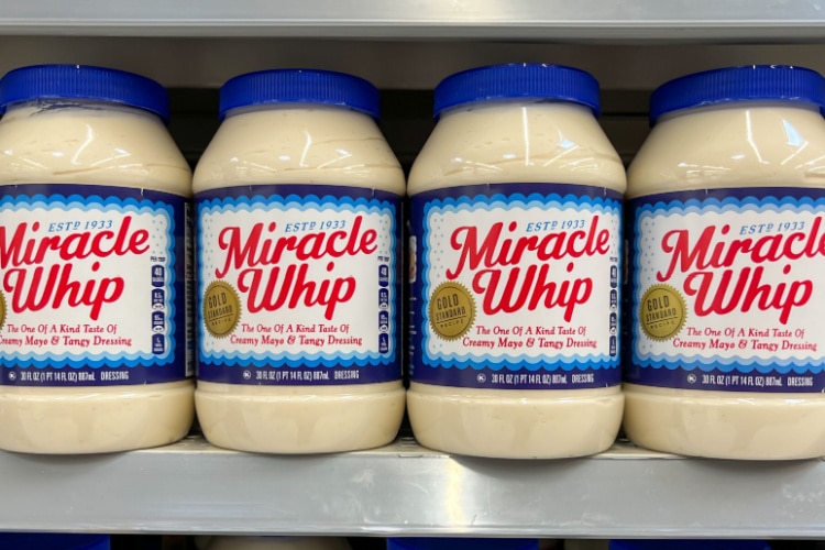 Miracle Whip vs Mayo: Taste, Difference & Nutrition